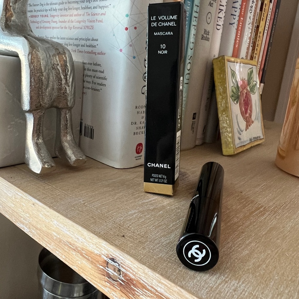 CHANEL Le Volume Mascara in Black
